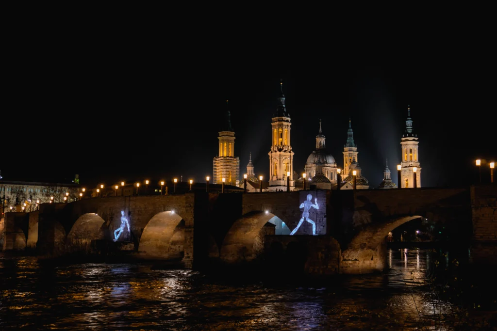 Colosses by Louxor Spectacle on Festival Luce Zaragoza 2025